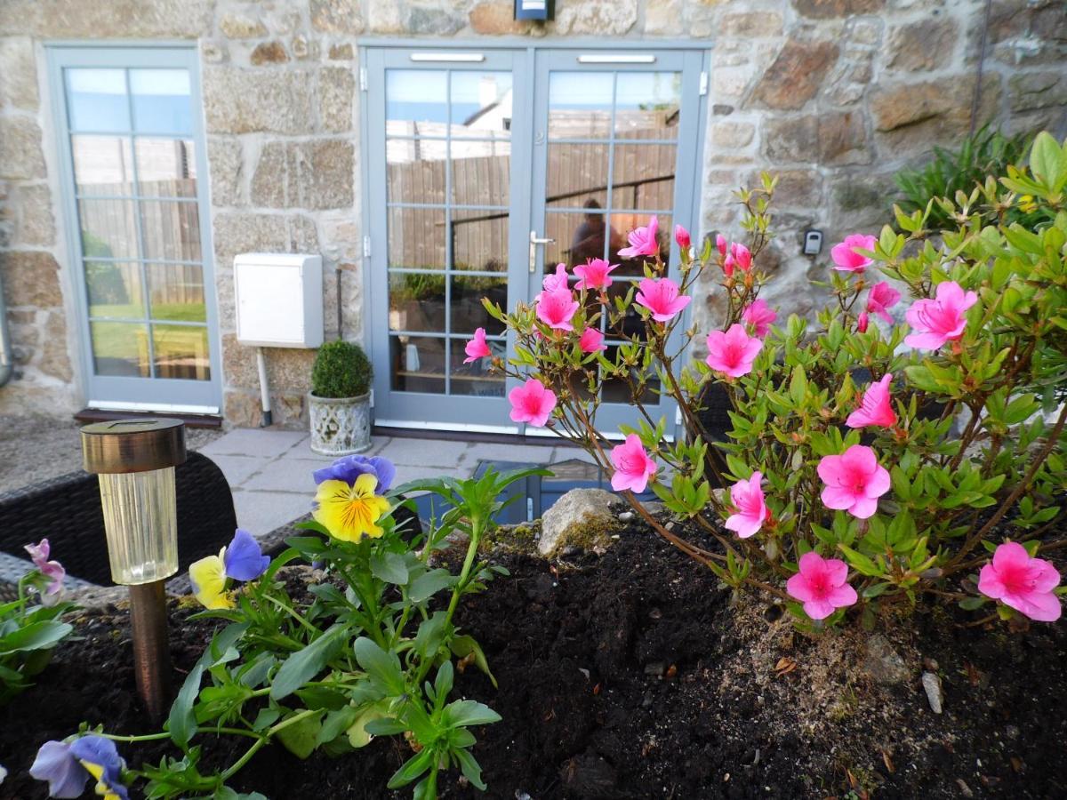 Seaside Apartment Carbis Bay Exterior photo