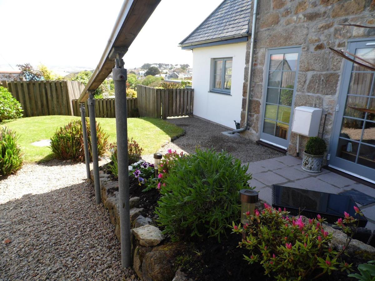 Seaside Apartment Carbis Bay Exterior photo